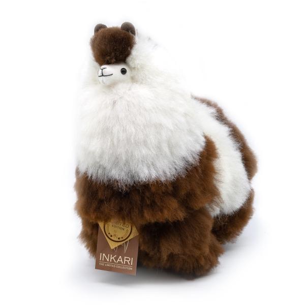 INKARI Plyšová hračka Alpaca Medium limited edition Chocolate syrup 32cm