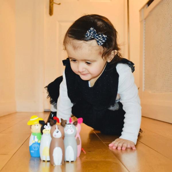 Bigjigs Toys Dřevěné kuželky farma (obrázek 5)