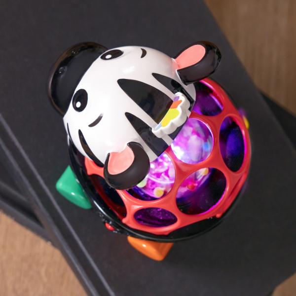 OBALL Autíčko a chrastítko 2v1 Curious Car zebra Zen™ 3m+ (obrázek 4)