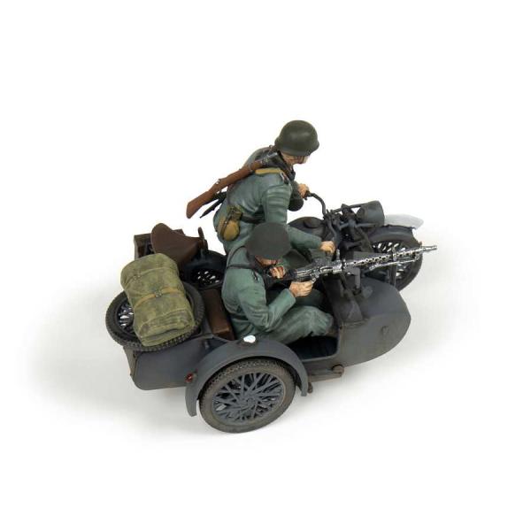 Model Kit military 3717 - Zuendapp K800 Motorcycle s postranním vozíkem (1:35) (obrázek 3)