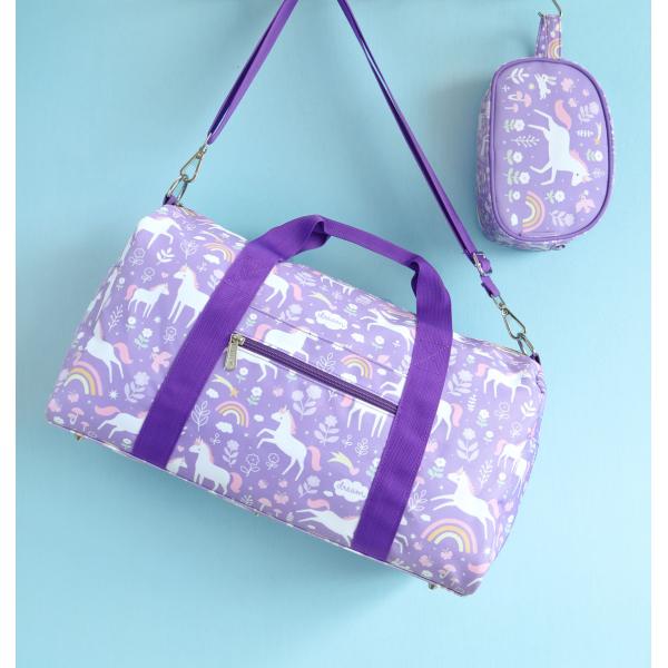 A Little Lovely Company – dětská cestovní taška – jednorožci a duha