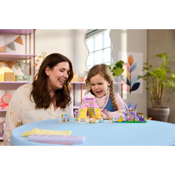 LEGO® Gabby's Dollhouse 11205 Sladká hora pokušení a Kočičí zahrada (obrázek 9)