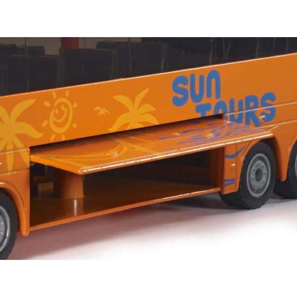 Siku Super - zájezdový autobus Mercedes - Benz, 1:50 (obrázek 3)