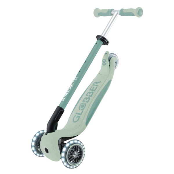 Globber koloběžka Go Up deluxe lights ecologic 360 ° pistachio (obrázek 5)