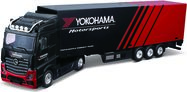 Bburago 1:43 MB Actros Gigaspace / Trailer - Yokohama