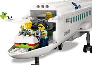 LEGO_60367_alt7.jpg