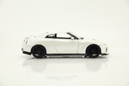 21082_BBUR_2017NissanGtr_WHI_360.gif