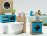 ME060C-daisylane-bathroom-toilet-and-first-aid-unit 08.41.57.jpg