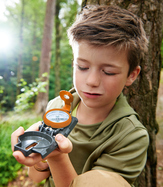 302676_Haba_Detsky_Kompas_s_karabinou_v_kovovom_obale_na_zavesenie_Terra_Kids_03.jpg