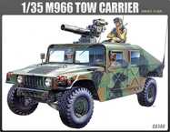 Model Kit vojni 13250 - M-966 HUMMER SA VEZOM (1:35)