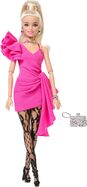 Mattel Barbie DELUXE STYLE Modelka v růžových šatech s volánem