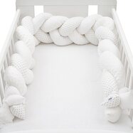 Ochranný mantinel do postieľky vrkoč New Baby Minka a Bodky sivý