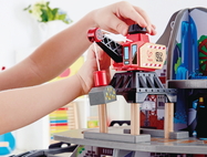 13-hape-toys-vlackodraha-velka-horska-bana-3.jpg