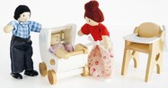 ME044-nursery-set-parents-comforting-child.jpg