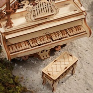 AMK81_PIANO_5.jpg