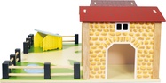TV410_3.farmyard.jpg