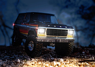 02_8035X-82046-4-Bronco-Woods-Front-Light-Kit.jpg