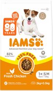 Hrană IAMS Dog Adult Small &amp; Medium Chicken 2kg + 500g GRATUIT