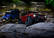 8855-Bronco-Defender-RtoL-Creek.jpg