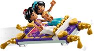 LEGO_43295_WEB_SEC01_NOBG.jpg
