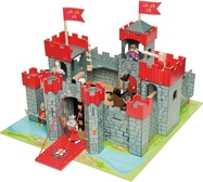 TV290-Lionheart-Castle-with-Budkins.jpg