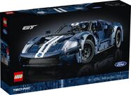 LEGO_42154_Box1_v39.jpg