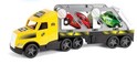 Auto retrò d'azione per camion Tractor Magic