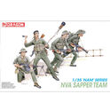 Model Kit figurice 3308 - NVA SAPPER TEAM (1:35)