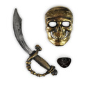 Conjunto pirata con máscara