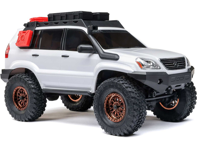 Axial SCX24 Lexus GX 470 1:24 4WD RTR biely