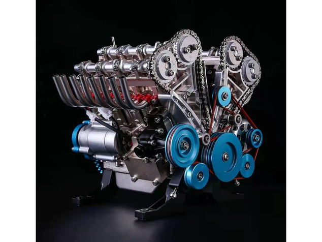 Teching motor V8