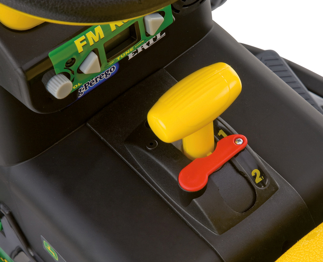 Peg-Pérego John Deere Ground Force s vlečkou 12V - 330W zelená