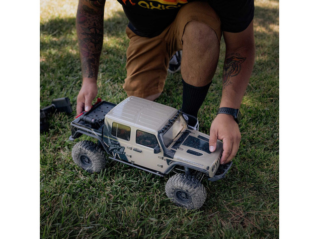 Axial SCX10 III Jeep JT Gladiator 4WD RTR zelena
