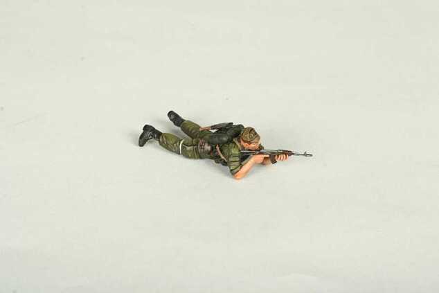 Model Kit figurice 3570 - Ruska ekipa za ogenj (1:35)
