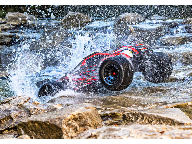Traxxas XRT 8S 1:6 4WD RTR čierna