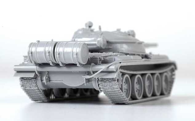 Modellbausatz Panzer 5077 - T-62 (1:72)
