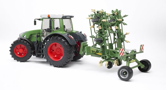 Bruder 02224 Obracač sena KWT 8.82