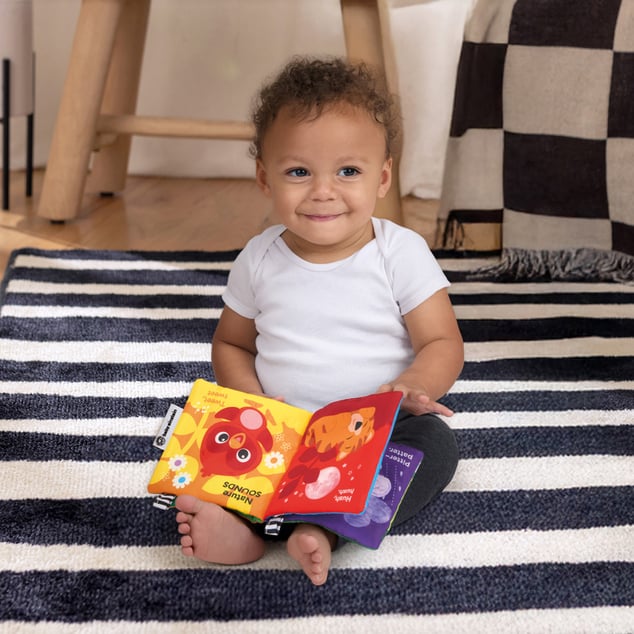 BABY EINSTEIN Knjiga puna aktivnosti multisenzorna Nature Sounds™, 0m+