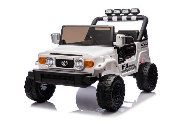Elektrické autíčko Toyota FJ Cruiser XXL s pohonom 4x4, licencované (Dvojmiestne), biele,