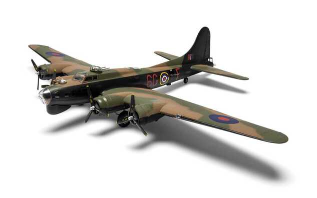 Classic Kit letadlo A08018A - Boeing B-17G / Fortress Mk.III (1:72)