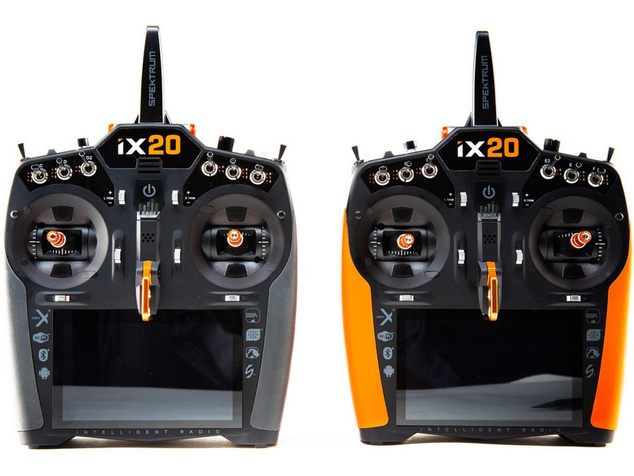 Spektrum iX20 DSMX, kufor