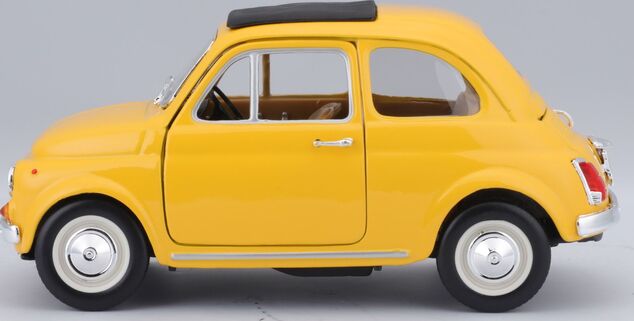 Bburago 1:24 Fiat 500 F 1965 Gelb