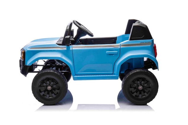 Elektrické autíčko Toyota Landcruiser 12V, modré, široké jednomiestne sedadlo, 2,4 GHz dia
