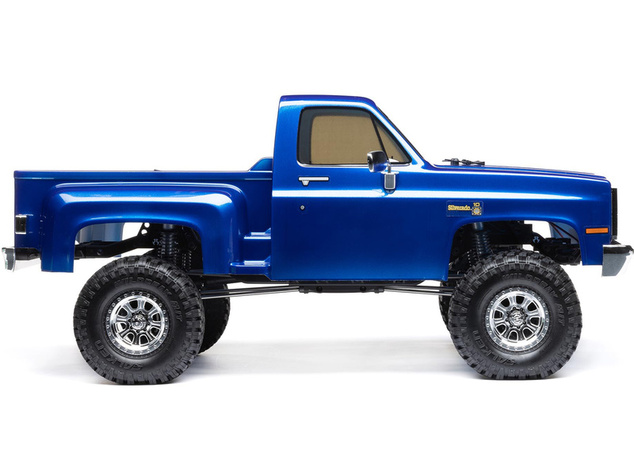 Axial SCX10 III Base Camp 1:10 4WD Chevy K10 1982 RTR čierny