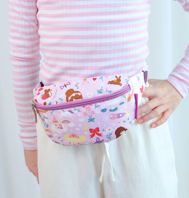 A Little Lovely Company - sac banane pour enfants - princesse