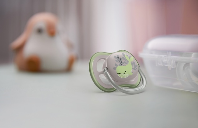 Philips AVENT Schnuller Ultra Luftbild 6-18m Wal 1St