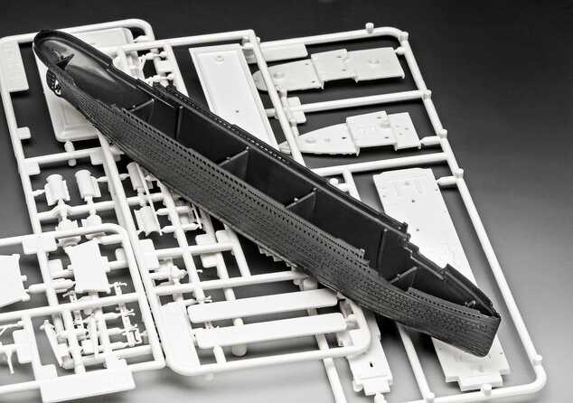 Starter Kit nave 75804 - R.M.S. Titanic (1:1200)
