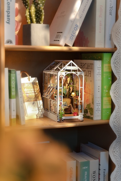 RoboTime 3D Puzzle Haltestelle Gartenhaus (Holz)