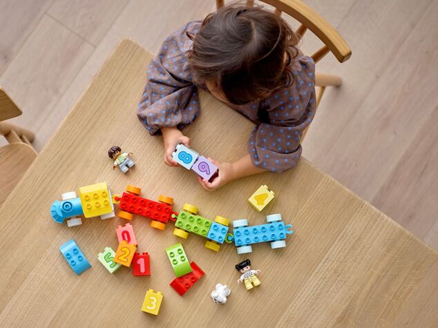 LEGO® DUPLO® 10954 Vláčik s číslami – Učíme sa počítať