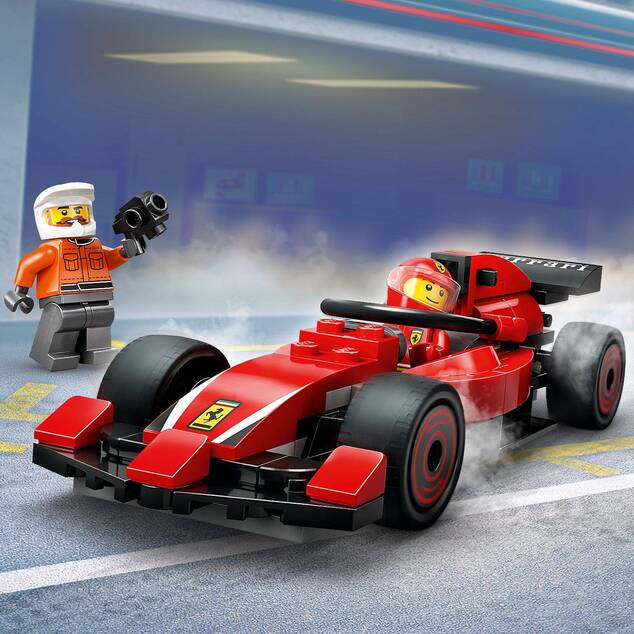 LEGO® City 60443 Oprire în F1® și Echipajul de la boxe cu mașina Ferrari